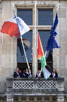 Palestinian flag raising ceremony at Saint-Denis town hall - Saint-Denis