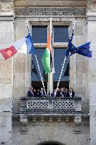 Palestinian flag raising ceremony at Saint-Denis town hall - Saint-Denis