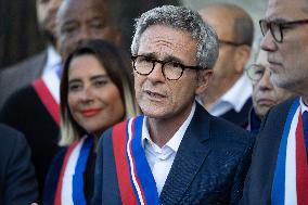 Palestinian flag raising ceremony at Saint-Denis town hall - Saint-Denis