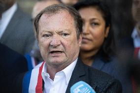 Palestinian flag raising ceremony at Saint-Denis town hall - Saint-Denis
