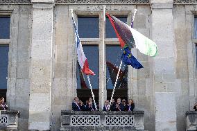 Palestinian flag raising ceremony at Saint-Denis town hall - Saint-Denis