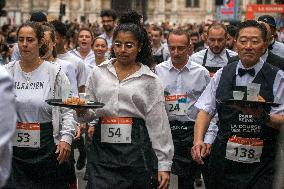 Traditional Waiters Race - Paris