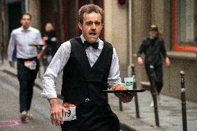 Traditional Waiters Race - Paris