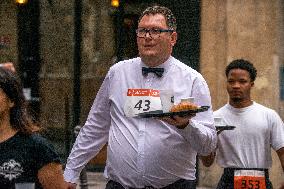 Traditional Waiters Race - Paris