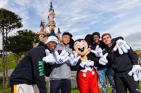 Pogba, Mbappé, Dembélé and Griezmann at Disneyland Paris