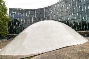 Illustration - Communist Party Headquarters - Paris