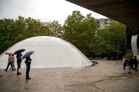 Illustration - Communist Party Headquarters - Paris
