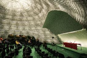 Illustration - Communist Party Headquarters - Paris