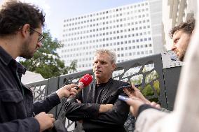 Demonstration Of Journalists And Staff Members Of Le Parisien - Paris AJ