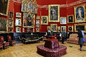 Illustration - Chantilly