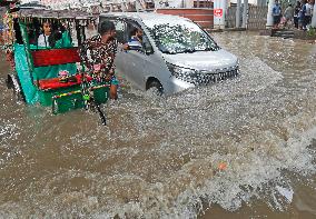 Heavy Rains Hit Bangladesh