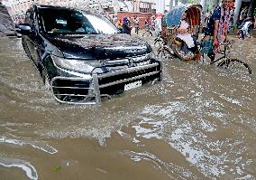Heavy Rains Hit Bangladesh