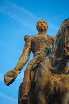 Illustration - Chantilly