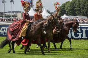 Illustration - Chantilly