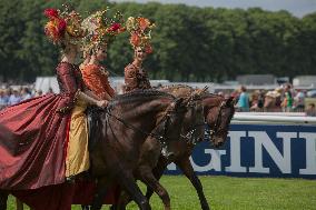 Illustration - Chantilly