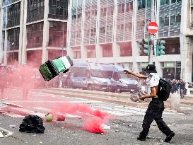Violent Clashes During The General Strike for Palestine - Milan