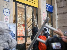 Violent Clashes During The General Strike for Palestine - Milan