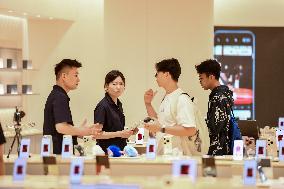 Huawei Select Store in Nanjing