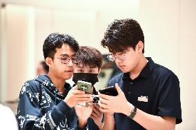 Huawei Select Store in Nanjing