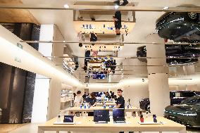 Huawei Select Store in Nanjing