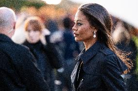 LFW - Burberry Outside