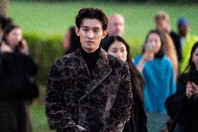 LFW - Burberry Outside