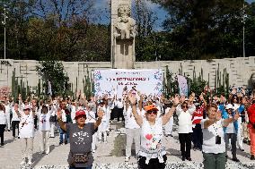 Tai Chi Class for the International Day of Peace - Mexico