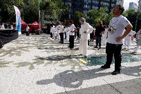 Tai Chi Class for the International Day of Peace - Mexico