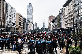 iVolent Clashes During The General Strike for Palestine - Milan