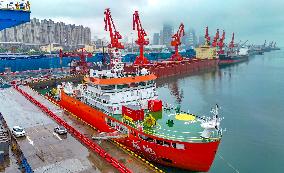 "JI DI" Scientific Research Vessel