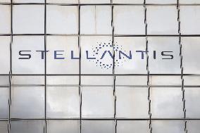 Illustration - Stellantis Factory