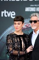 73rd San Sebastian International Film Festival - 'Similar a Murder - Parecido a un asesinato' Red Carpet