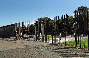 Illustration - The Remains of the Berlin Wall