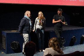 Les Reveurs Paris Film Premiere