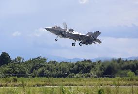 F-35B stealth fighter jet demonstration flight