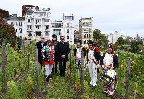 Clos Montmartre Grape Harvest - Paris