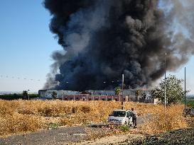 A Fire Razes The Huerta Campo Rico Factory - Spain
