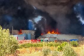 A Fire Razes The Huerta Campo Rico Factory - Spain