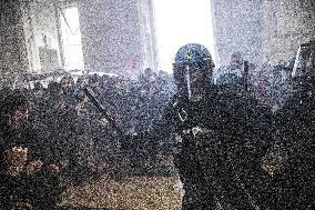 Police Clashes With Protesters At Gaza March Near Central Station - Milan