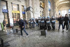 Police Clashes With Protesters At Gaza March Near Central Station - Milan
