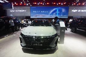 Chery Automobile Listed on The Hong Kong Stock Exchange