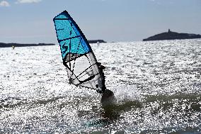 Windsurfer Illustrations - France
