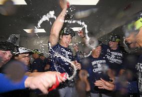 Baseball: Dodgers clinch NL West title