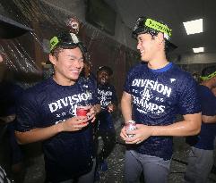 Baseball: Dodgers clinch NL West title