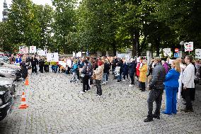 Protest about special care services