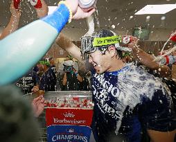 Baseball: Dodgers clinch NL West title