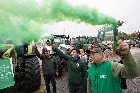 FNSEA Protest against unfair competition - Versailles