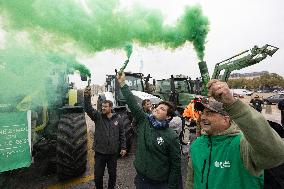 FNSEA Protest against unfair competition - Versailles