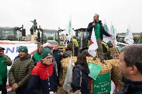 FNSEA Protest against unfair competition - Versailles