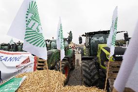 FNSEA Protest against unfair competition - Versailles